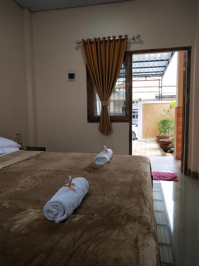 Lidah Lokal Guest House Singaraja Экстерьер фото